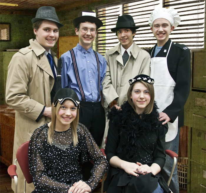 Cast of "Gumshoe"