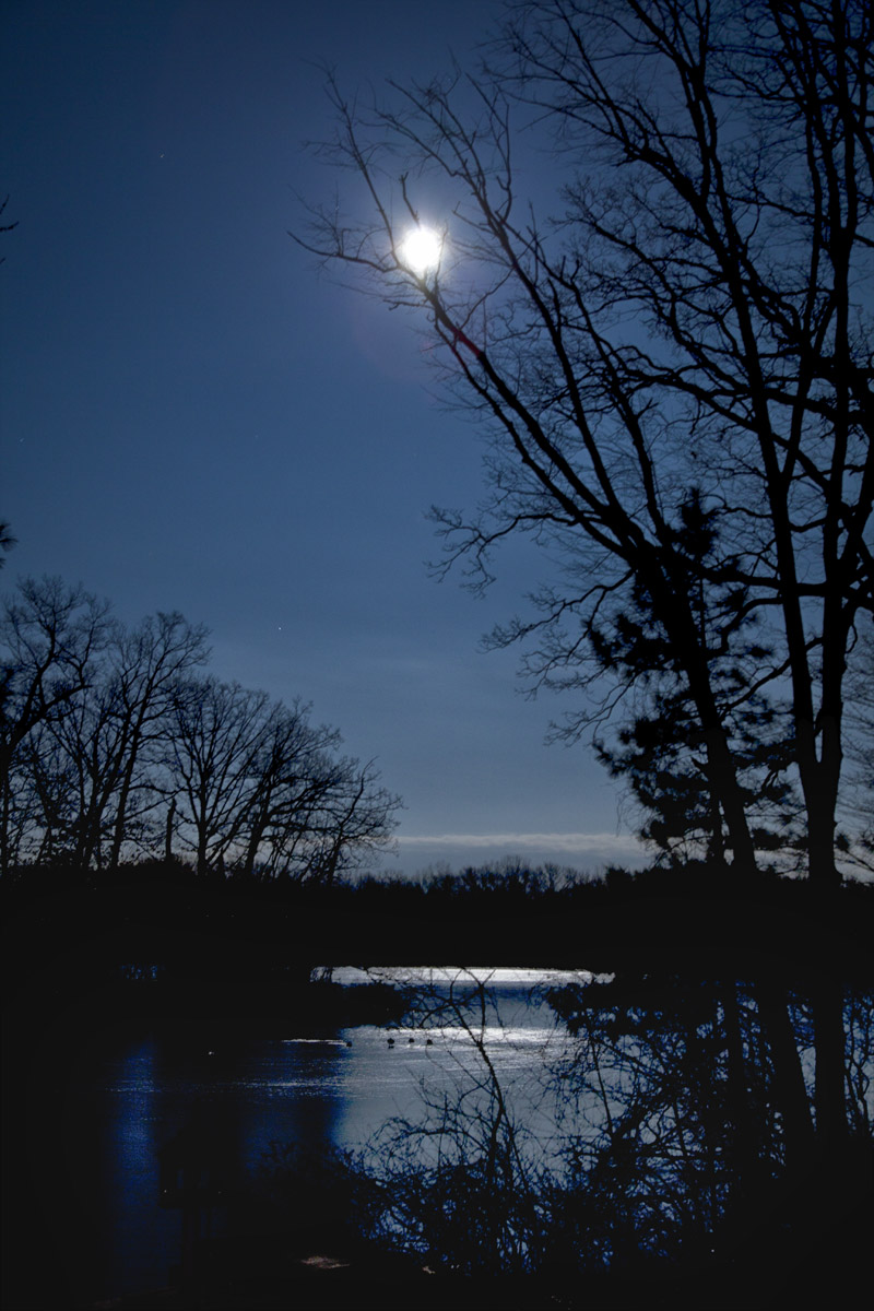 Paschal Full Moonrise